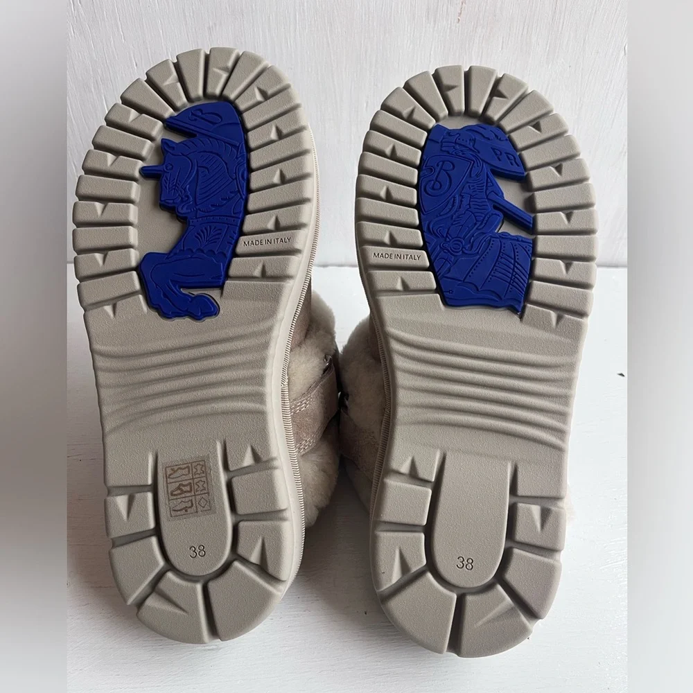 BURBERRY Snug Genuine Shearling Clog- Hunter Size 38 - Picture 12 of 13